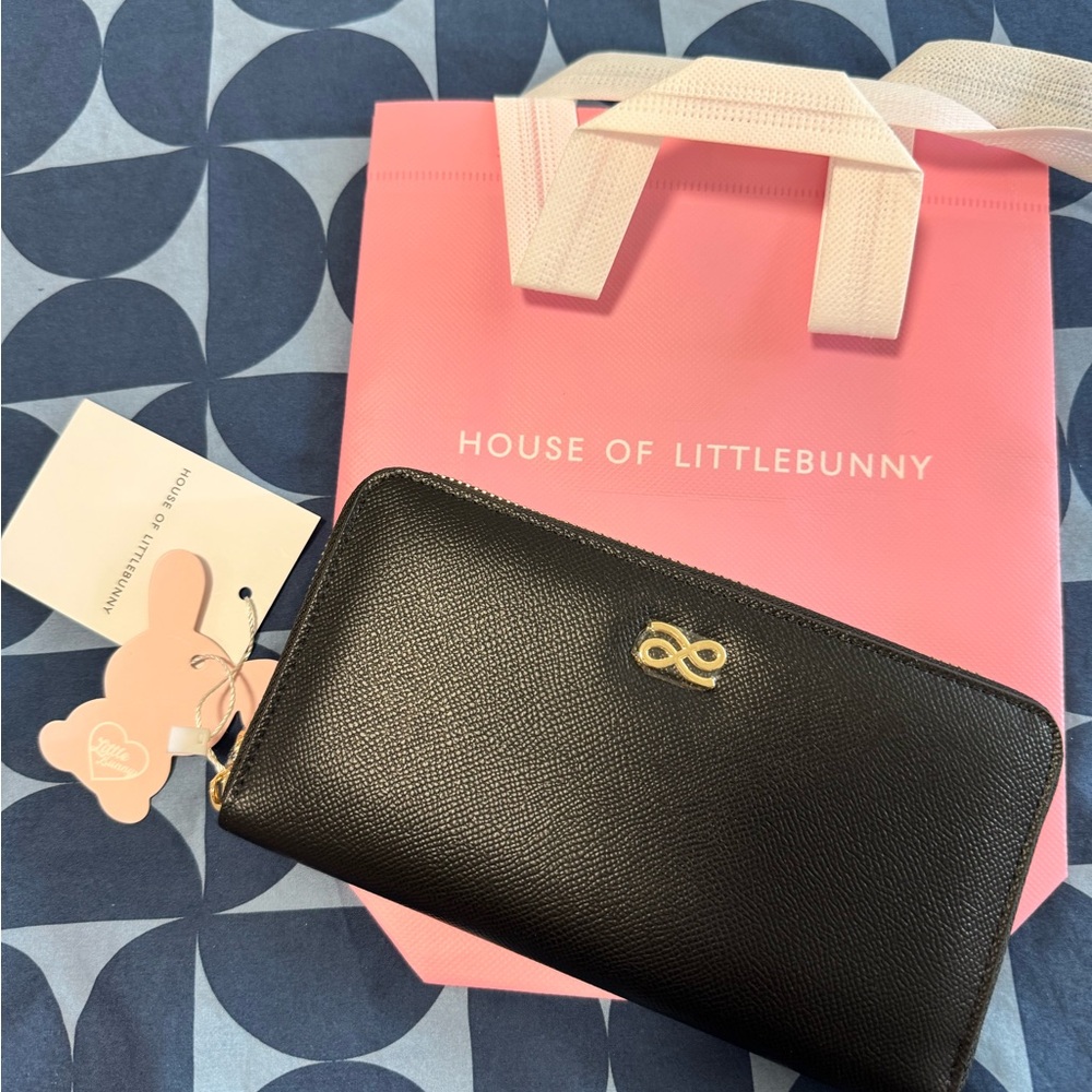 HOUSE OF LITTLE BUNNY Black Wallet with Gold Accent